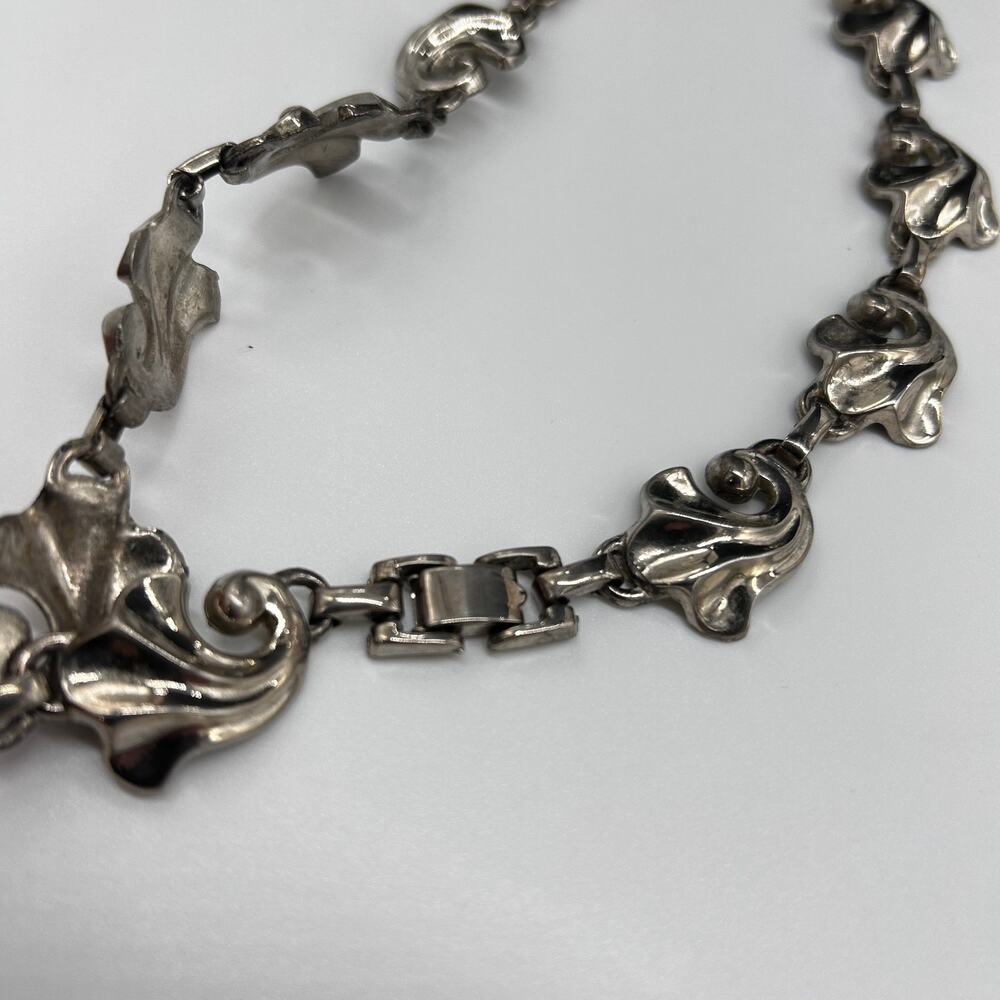 Vintage Silver Tone Short Boho Necklace Unique Statement Retro Floral Scroll - Picture 5 of 8